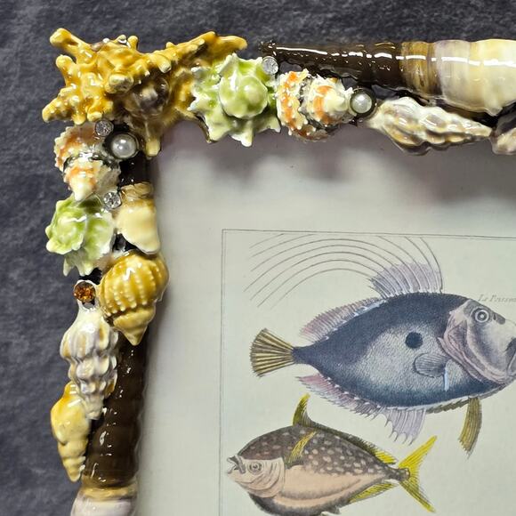 Sanibel Austrian Crystal by Two's Company Seashell Encrusted 5x7 Picture Frame - Picture 5 of 13